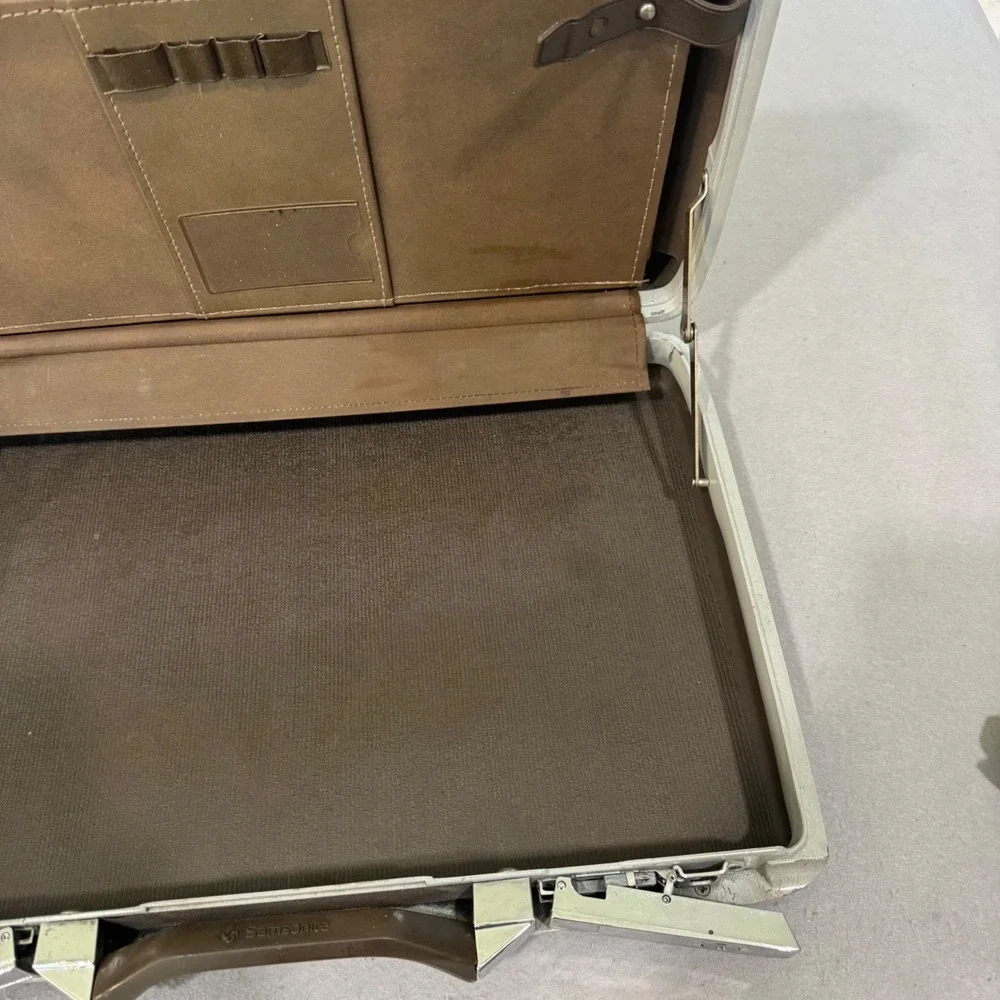 Samsonite Briefcase Mens Brown Hard Shell Vintage Attache Case No Keys
